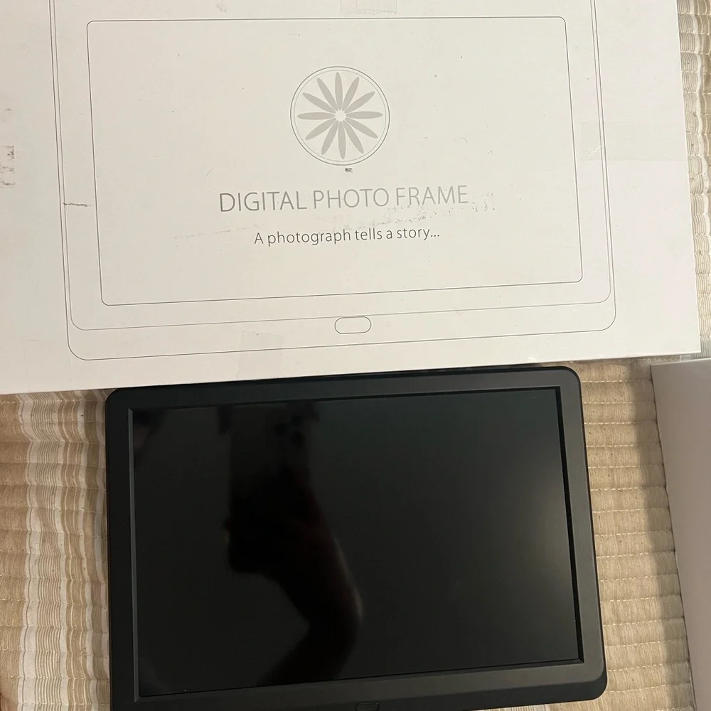 Digital Photo Frame